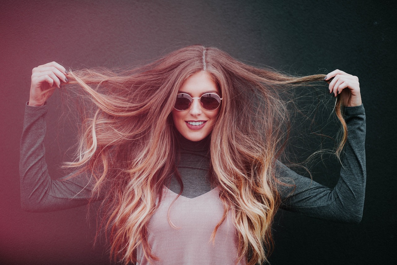 5 Actual Causes of Hair Loss That Hair Care Ads Fail to Address