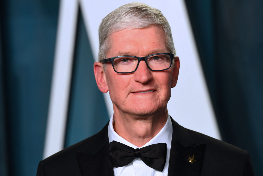“Apple CEO Tim Cook Nets $41 Million from Stock Sale, Marking His Largest in Two Years”