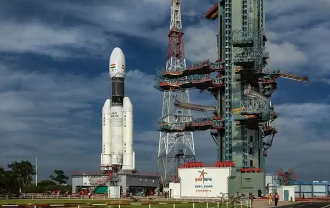 ISRO: ISRO seals a deal with Elon Musk’s SpaceX, opting to launch the Geosynchronous Satellite Launch Vehicle (GSLV) aboard the Falcon 9 rocket.